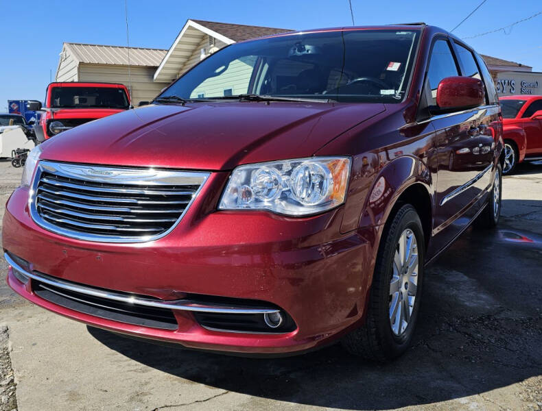 2014 Chrysler Town and Country for sale at Adan Auto Credit in Effingham IL