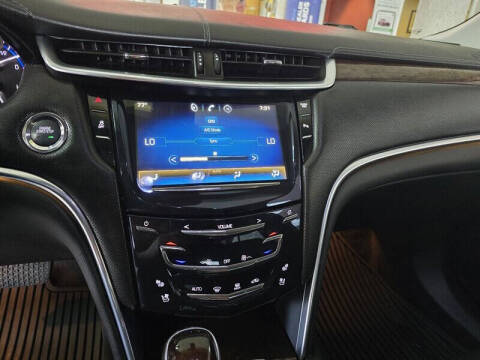 2013 Cadillac XTS Luxury Collection