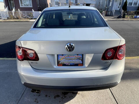 2010 Volkswagen Jetta SE PZEV