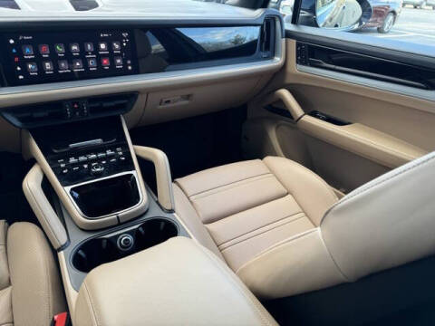 2024 Porsche Cayenne