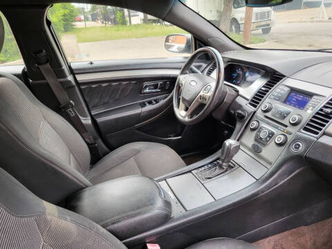 2013 Ford Taurus SEL