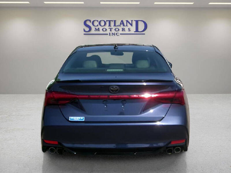 2020 Toyota Avalon Touring