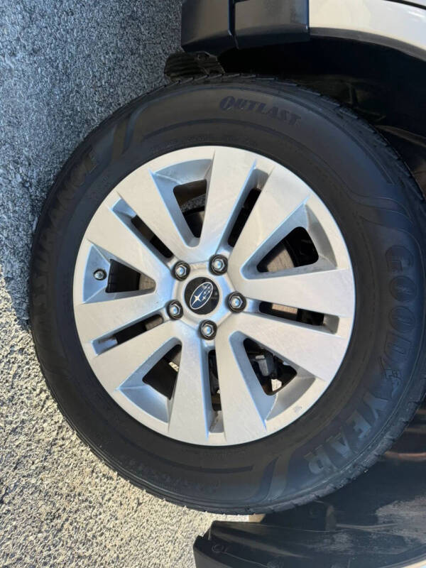 2017 Subaru Outback 2.5i Premium
