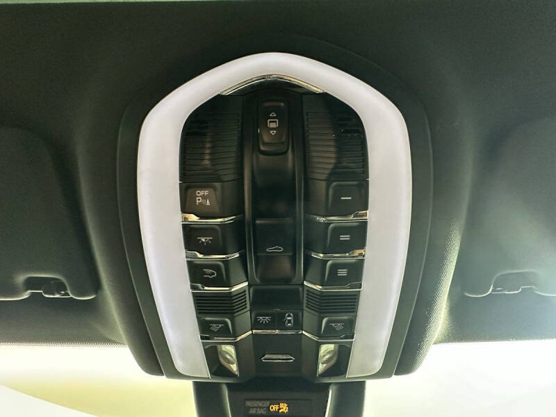 2019 Porsche Macan