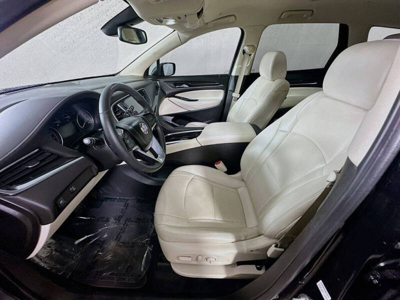 2023 Buick Enclave Essence