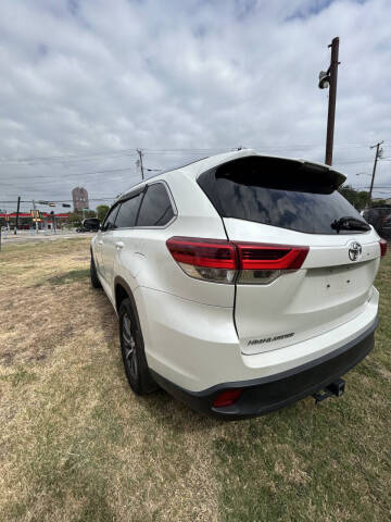 2017 Toyota Highlander XLE
