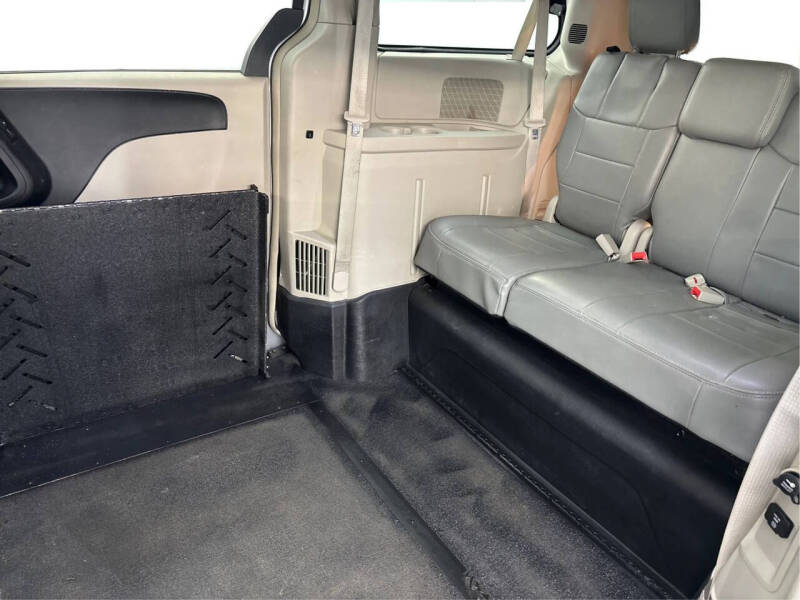 2011 Dodge Grand Caravan Crew