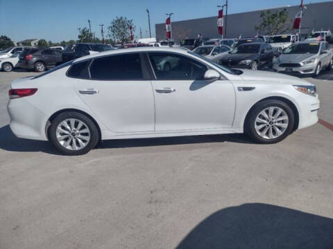 2017 Kia Optima LX