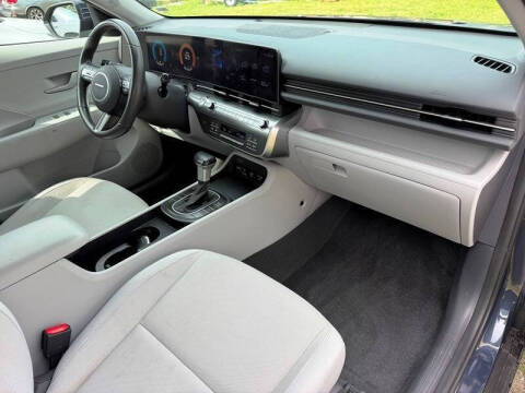 2025 Hyundai Kona SEL