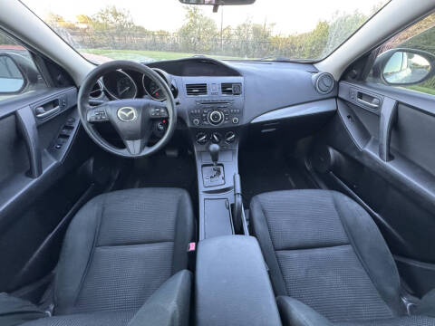 2012 Mazda MAZDA3 i Touring