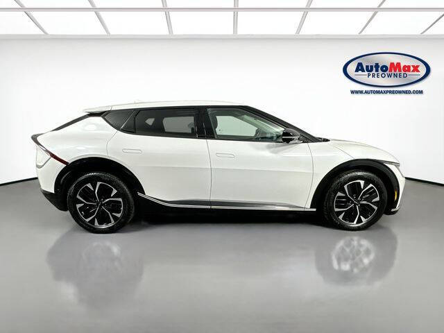 2024 Kia EV6 Wind
