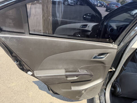 2018 Chevrolet Sonic LT Auto