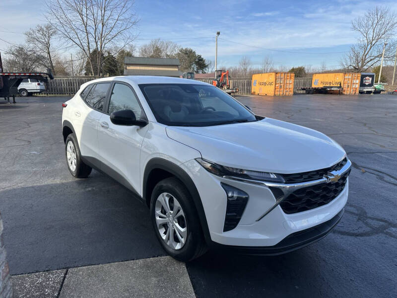 2025 Chevrolet Trax LS