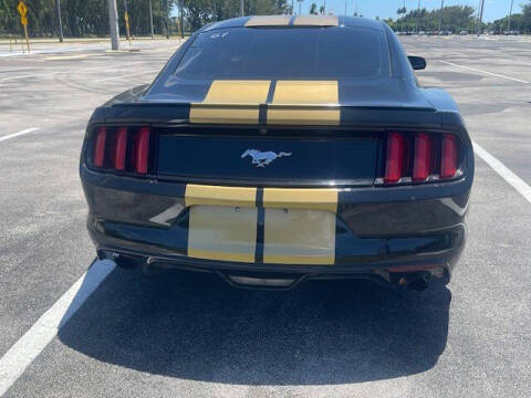 2017 Ford Mustang EcoBoost