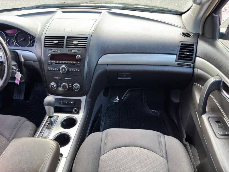 2009 Saturn Outlook XE