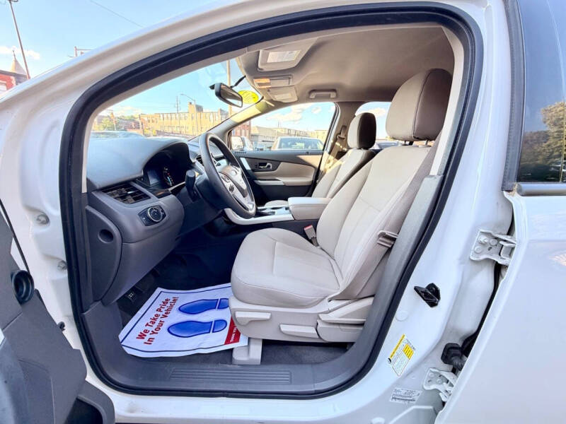 2013 Ford Edge SE
