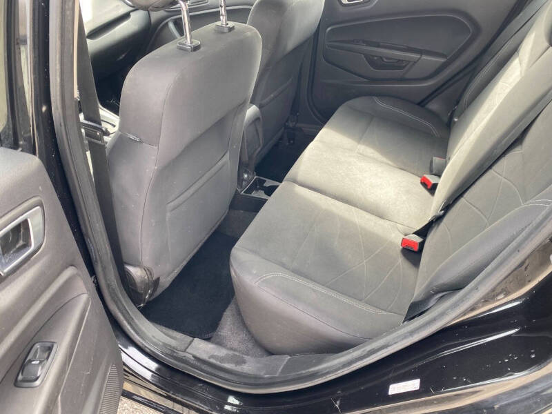 2015 Ford Fiesta SE