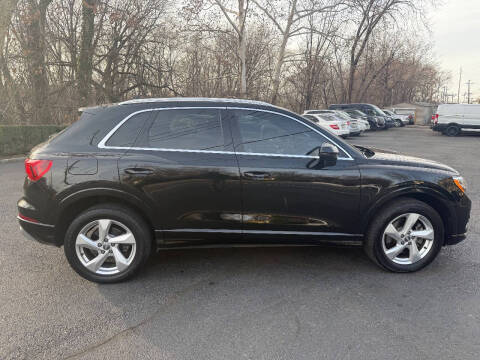 2020 Audi Q3 quattro Premium 45 TFSI