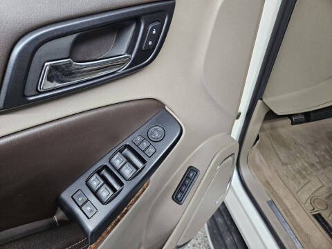 2015 Chevrolet Suburban LTZ