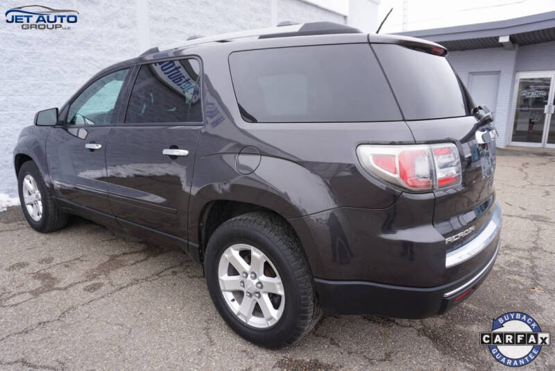 2016 GMC Acadia SLE-2