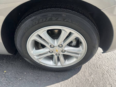 2017 Chevrolet Cruze LT Auto