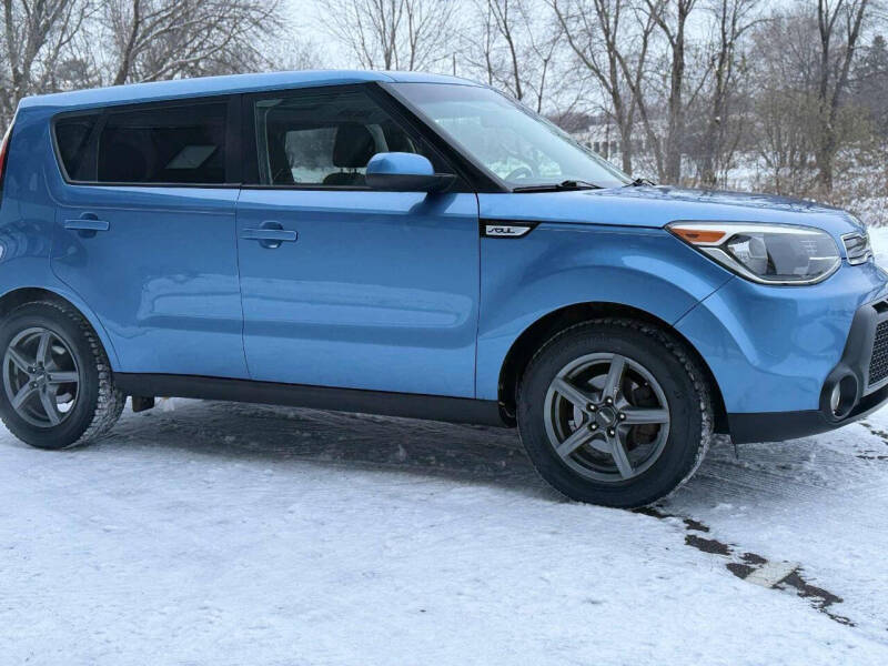 2016 Kia Soul +