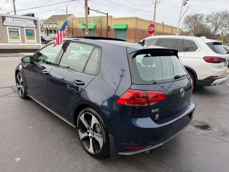 2016 Volkswagen Golf GTI SE