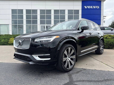 2025 Volvo XC90 T8 Plus Bright Theme 7P
