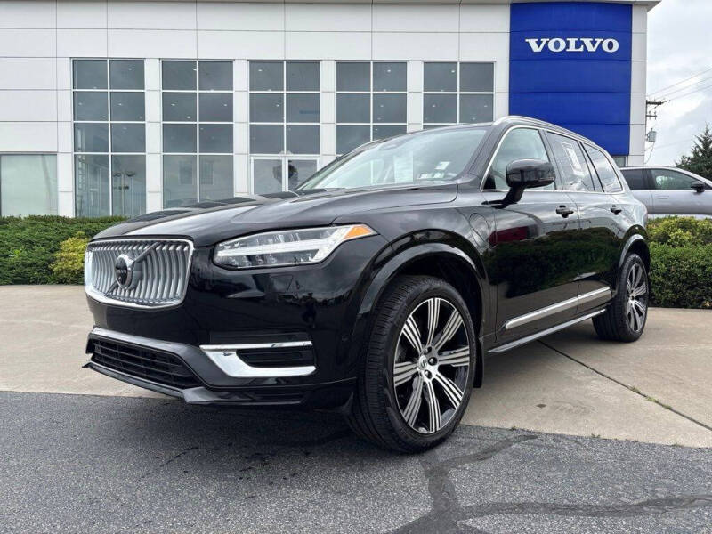 2025 Volvo XC90 T8 Plus Bright Theme 7P