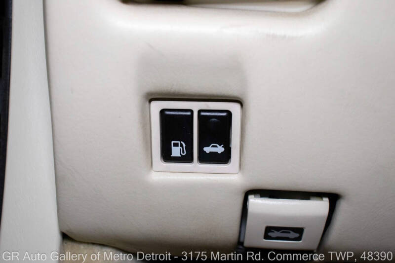 2004 Lexus SC 430