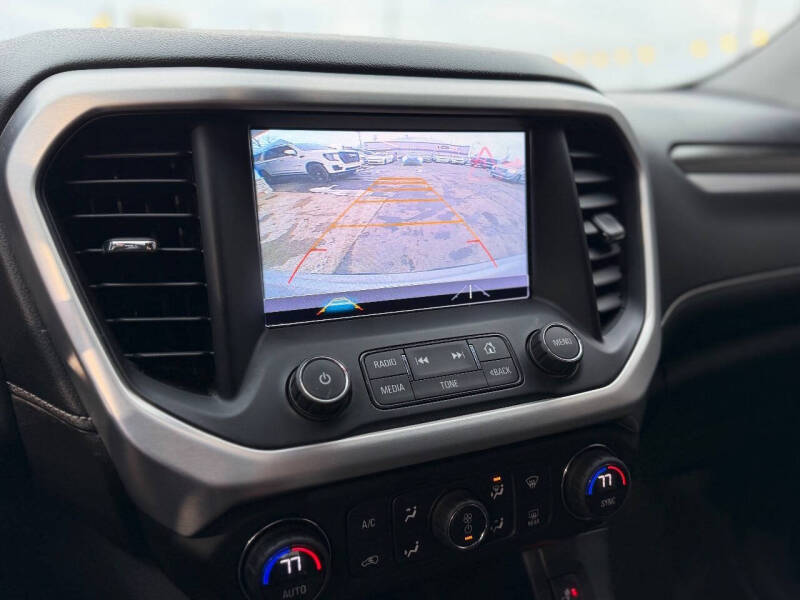 2017 GMC Acadia SLT-1