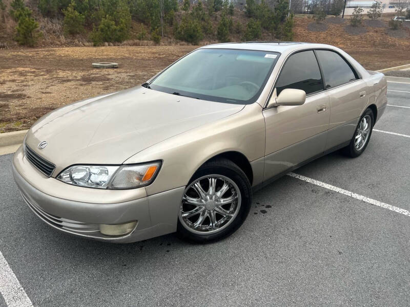 1998 Lexus ES 300 for sale at FALCONS AUTOMOTIVE LLC in Buford GA