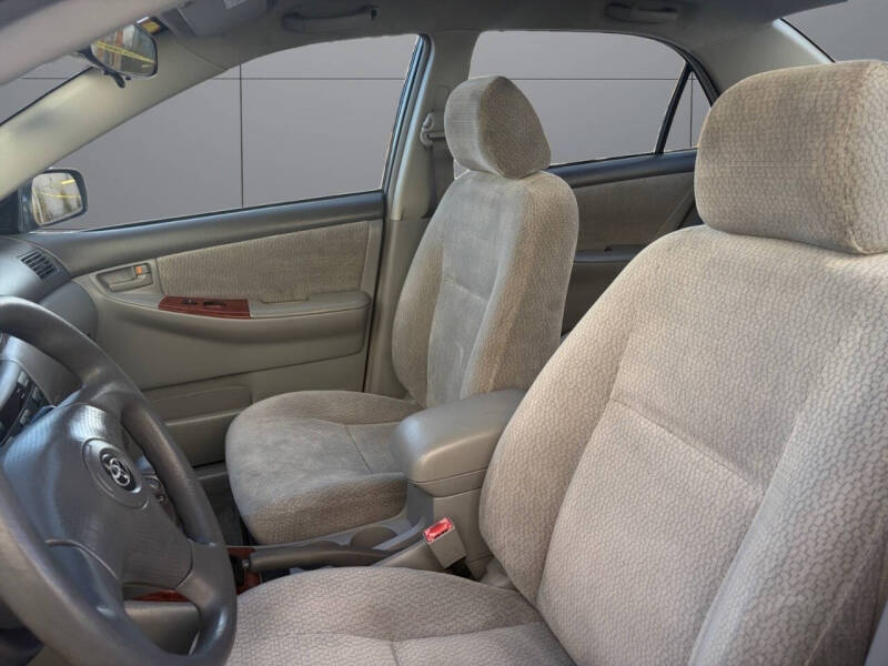 2003 Toyota Corolla LE