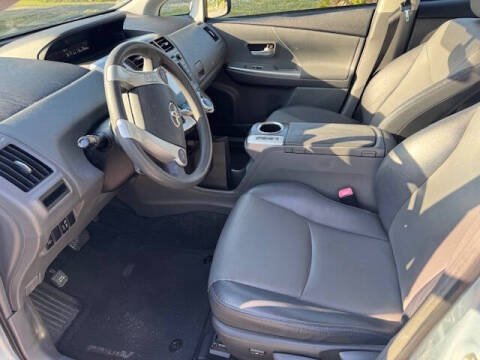 2012 Toyota Prius v Three