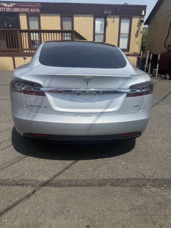 2017 Tesla Model S 75D