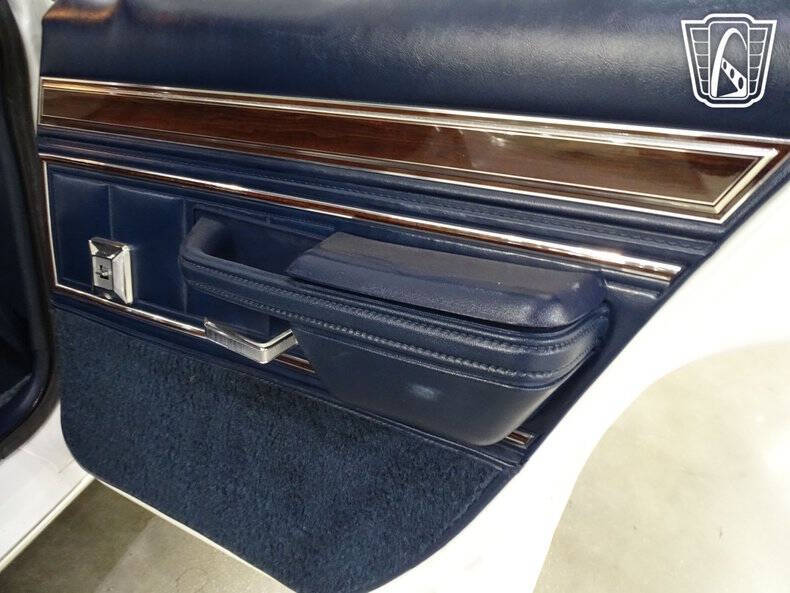 1985 Ford LTD Crown Victoria