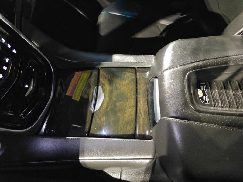 2019 Cadillac Escalade Platinum