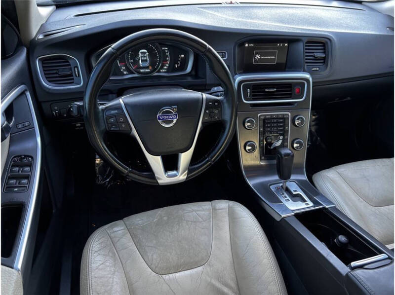 2012 Volvo S60 T5
