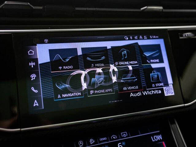 2024 Audi SQ8 4.0T quattro Premium Plus