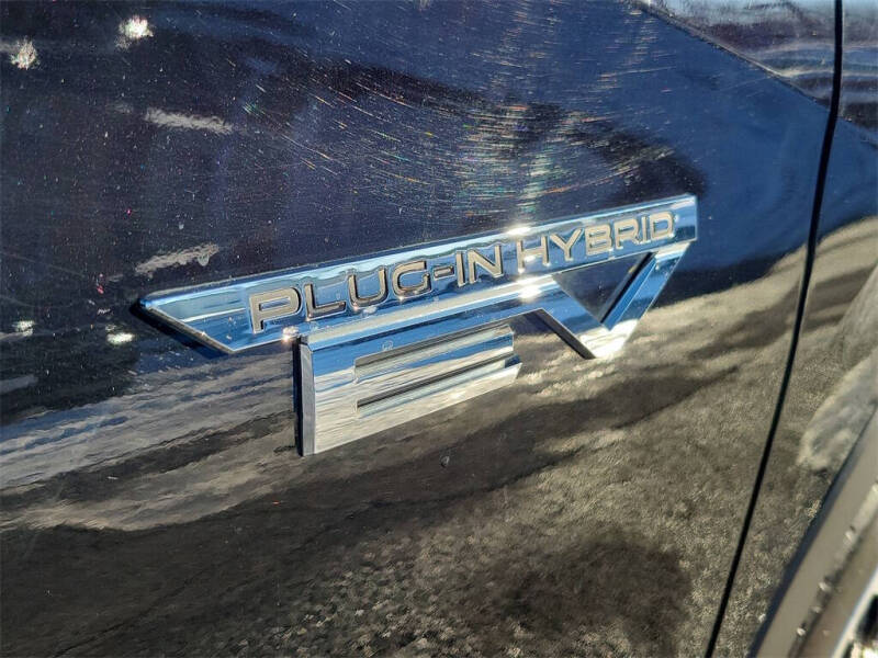 2024 Mitsubishi Outlander PHEV SE