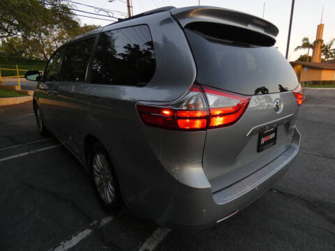 2015 Toyota Sienna
