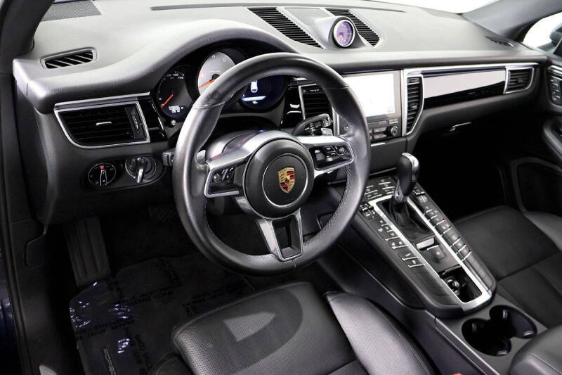 2017 Porsche Macan S
