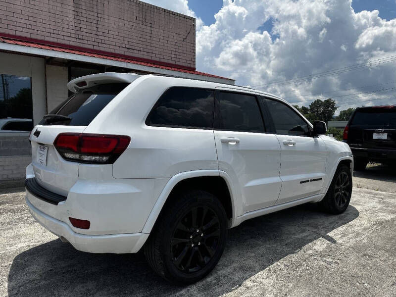 2017 Jeep Grand Cherokee Altitude