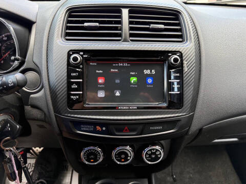 2017 Mitsubishi Outlander Sport LE
