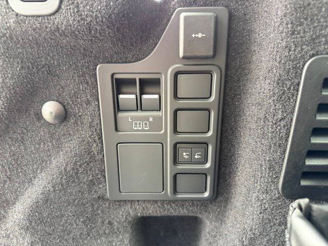 2026 Land Rover Discovery P360 Limited Edition