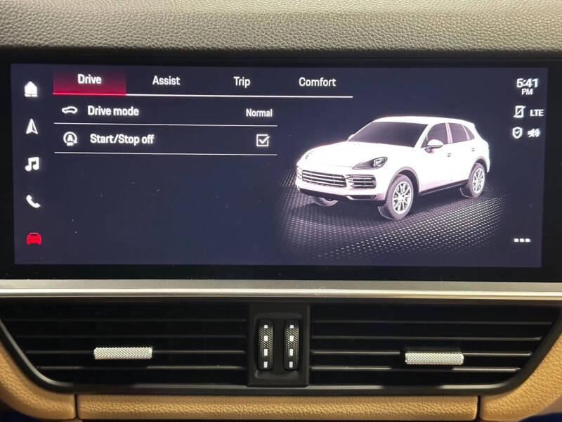 2022 Porsche Cayenne