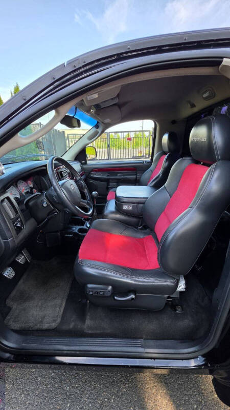 2004 Dodge Ram 1500 SRT-10