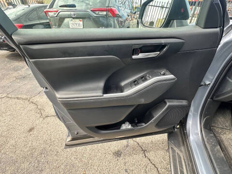 2022 Toyota Highlander XLE