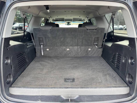 2018 Chevrolet Suburban LS