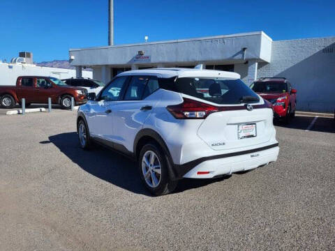 2023 Nissan Kicks S